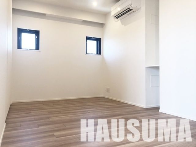 �y���̑������E�X�y�[�X�z�@���������^�C�v�Q�l�ʐ^