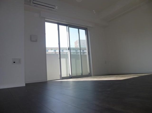 �y���ԁE���r���O�z�@����