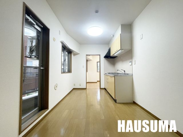 �y���ԁE���r���O�z�@���r���O/����