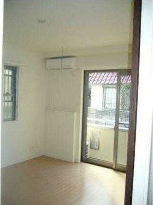 �y���ԁE���r���O�z�@