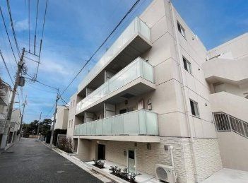 �y�G���g�����X�z�@