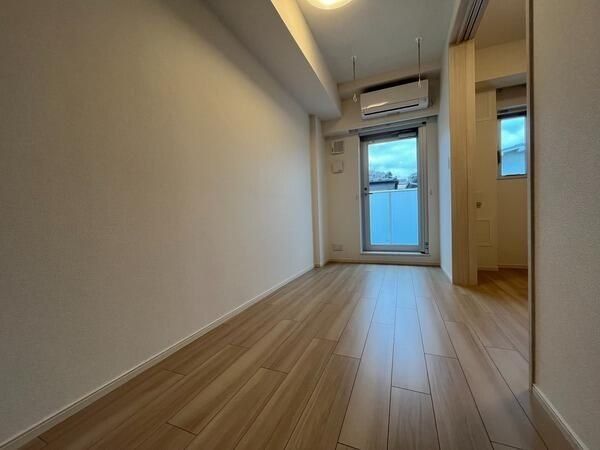 �y���ԁE���r���O�z�@