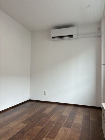 �y���ԁE���r���O�z�@