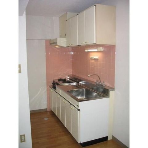 �y�L�b�`���z�@