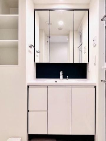 �y���ʏ��z�@