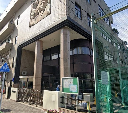 �y���Ӂz�@�r��旧�Ђ��炵���w�Z �k��0���B 1m