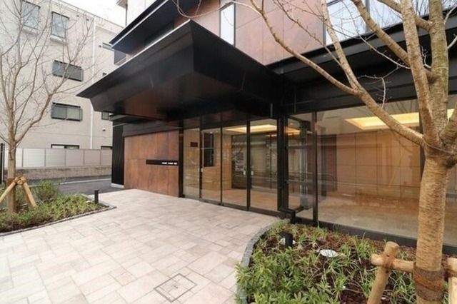 �y�G���g�����X�z�@�G���g�����X