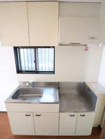 �y�L�b�`���z�@