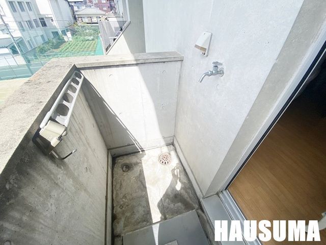 �y���̑��z�@�o���R�j�[