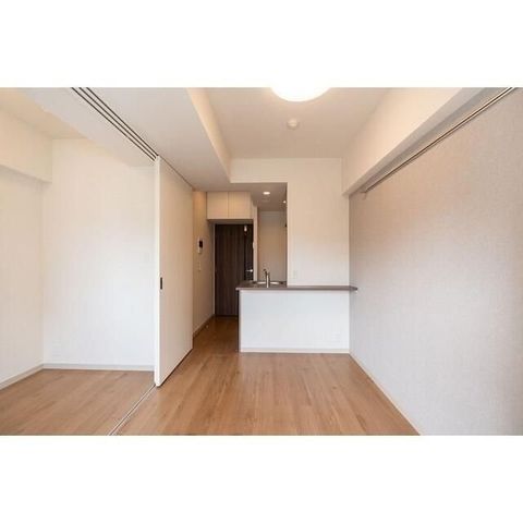 �y���ԁE���r���O�z�@