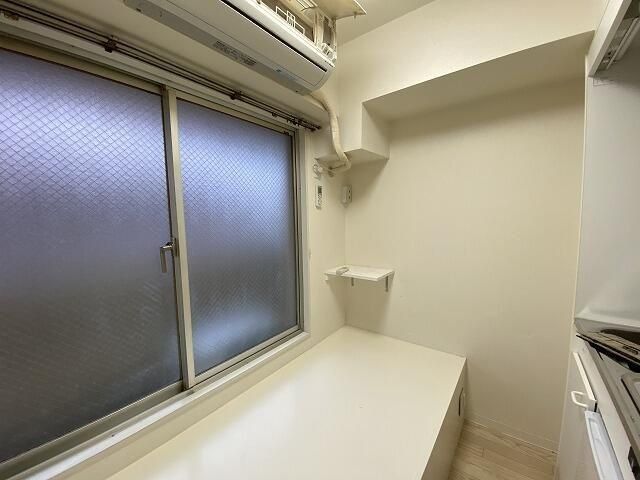 �y���ԁE���r���O�z�@