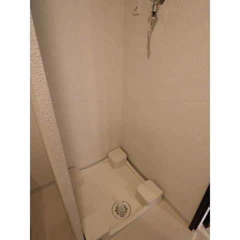 �y���̑��ݔ��z�@