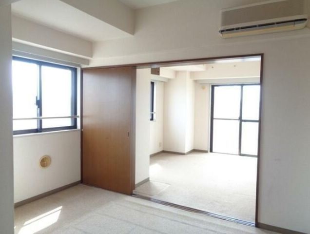 �y���ԁE���r���O�z�@����