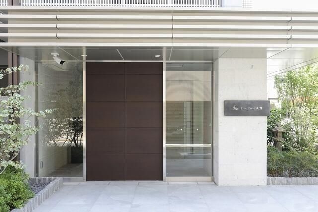 �y�G���g�����X�z�@