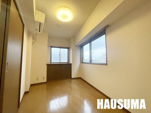 �y�����E���r���O�z�@���r���O/����