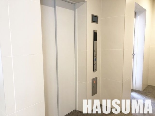 �y���̑��z�@�G���x�[�^�[