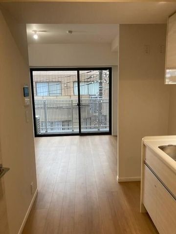 �y���ԁE���r���O�z�@