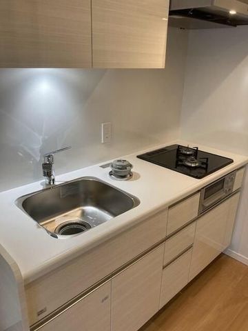 �y�L�b�`���z�@