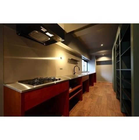 �y�L�b�`���z�@