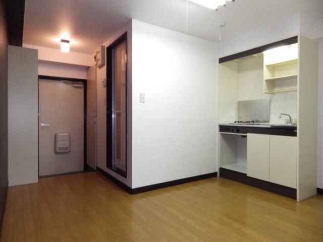 �y���ԁE���r���O�z�@����