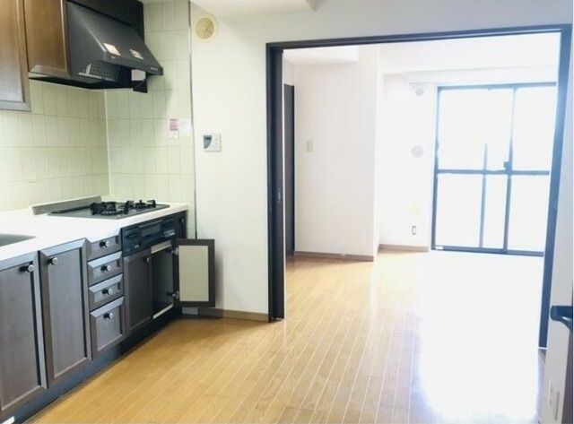 �y���ԁE���r���O�z�@����