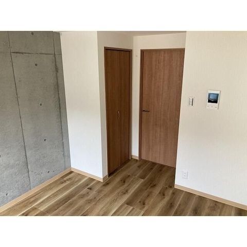 �y���ԁE���r���O�z�@