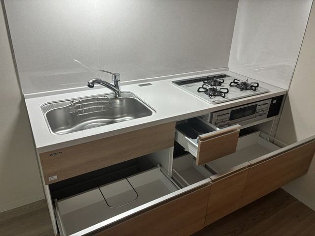 �y�L�b�`���z�@