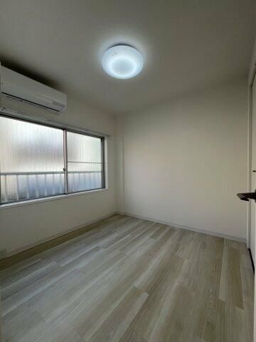 �y���ԁE���r���O�z�@