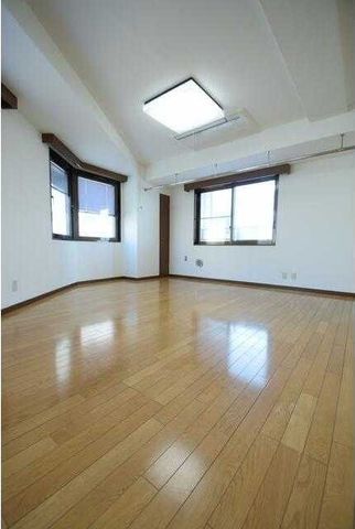 �y���̑������E�X�y�[�X�z�@