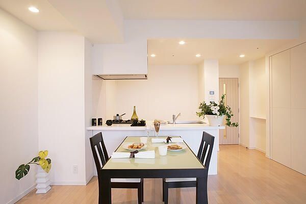 �y���̑������E�X�y�[�X�z�@