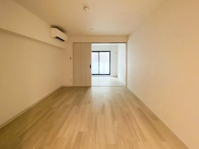 �y���ԁE���r���O�z�@