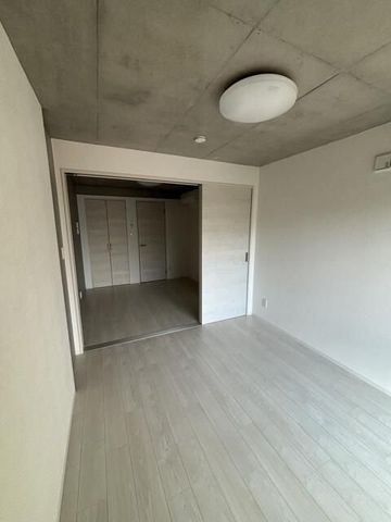 �y���̑������E�X�y�[�X�z�@