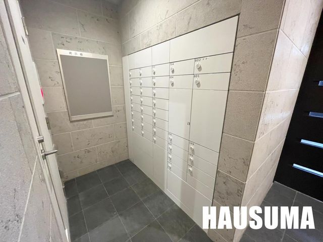 �y�G���g�����X�z�@