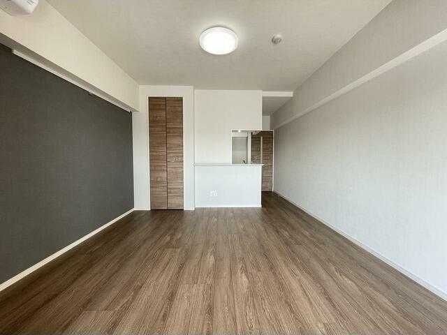 �y���ԁE���r���O�z�@