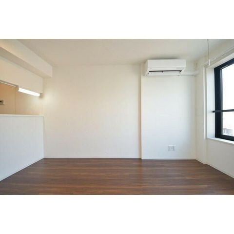 �y���ԁE���r���O�z�@