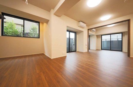 �y���ԁE���r���O�z�@���r���O/����