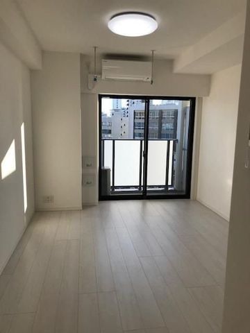 �y���ԁE���r���O�z�@