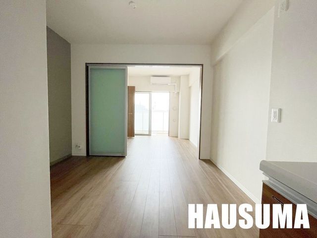 �y���ԁE���r���O�z�@���r���O/����