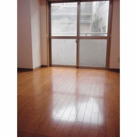 �y���ԁE���r���O�z�@