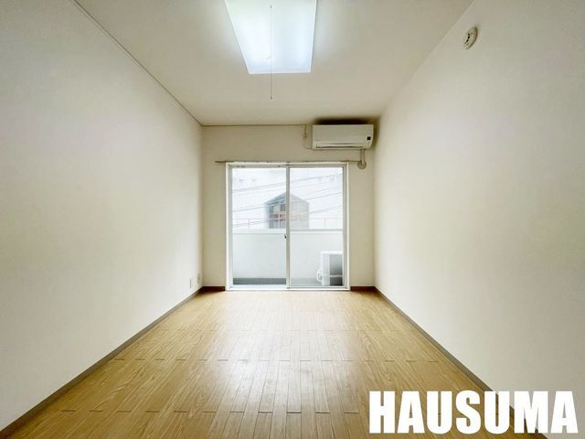 �y���ԁE���r���O�z�@���r���O/����