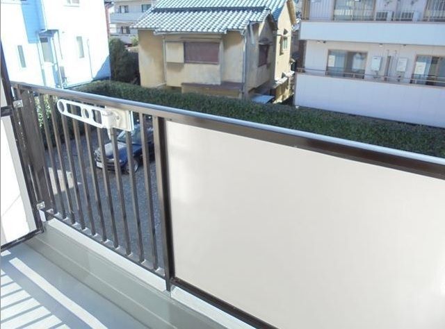 �y���̑��ݔ��z�@�o���R�j�[