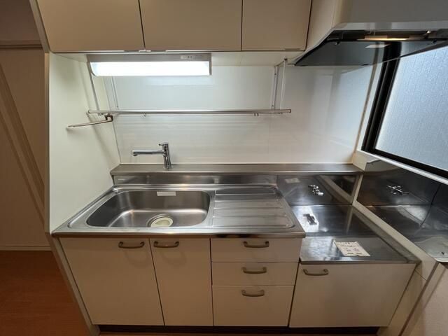 �y�L�b�`���z�@