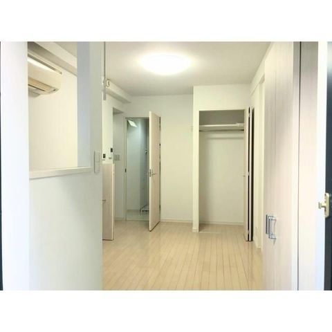 �y���ԁE���r���O�z�@