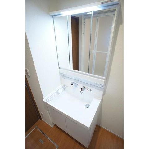 �y���ʏ��z�@