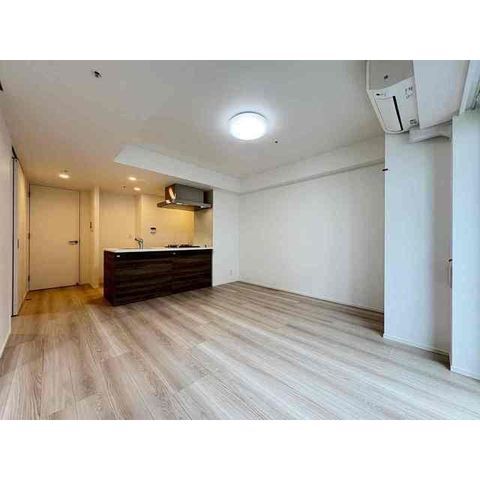 �y���ԁE���r���O�z�@