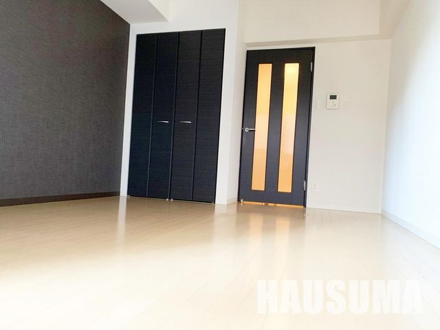 �y�����E���r���O�z�@���r���O/����