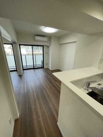 �y���̑������E�X�y�[�X�z�@