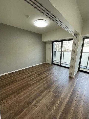 �y�o���R�j�[�z�@