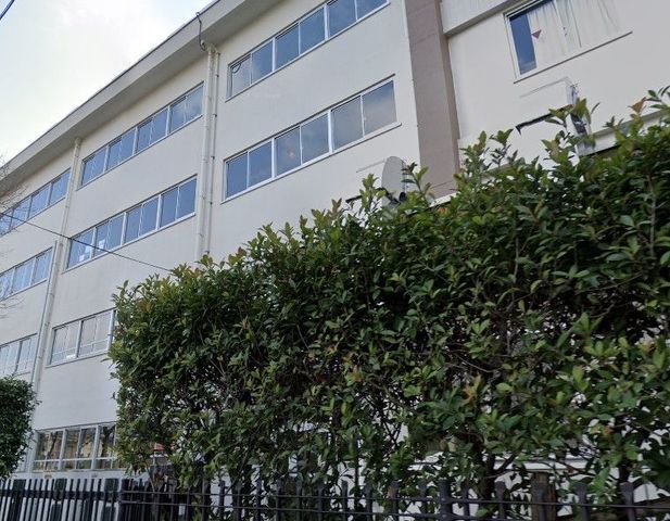 �y���Ӂz�@�r��旧���v�����w�Z �k��6���B 420m