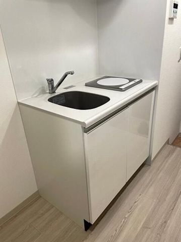 �y���ԁE���r���O�z�@